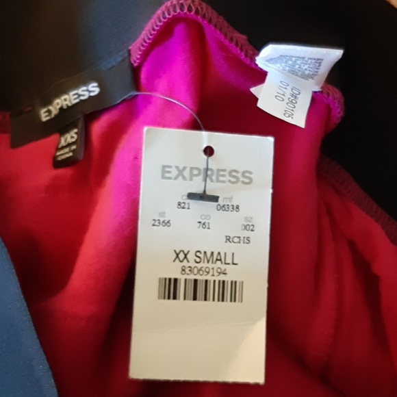 MODAL! RASPBERRY MINI SKIRT XS Express - Picture 4 of 5